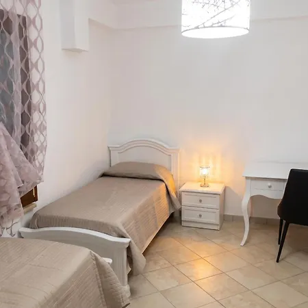 Modern In With Air Conditioning Lejlighed Gallipoli